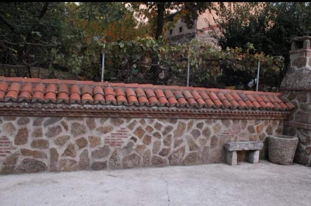 Villa El Cauce Navaluenga Exterior foto